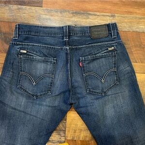Levi’s 514 Jeans